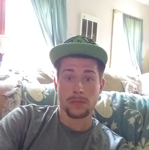 Meet your Posher, Mike - Picture 1 of 1